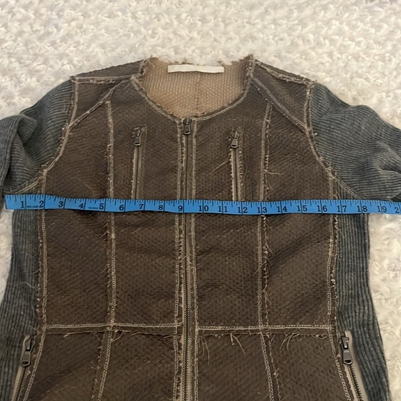 WOMENS LOLA & SOPHIE GREY & TAN FAUX SNAKESKIN FULL ZIP SWEATER SIZE M - Picture 4 of 9